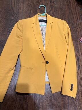 Zara Yellow Tailored Single-Button Blazer